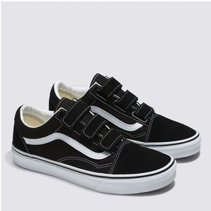 Old Skool V Suede Canvas Shoe